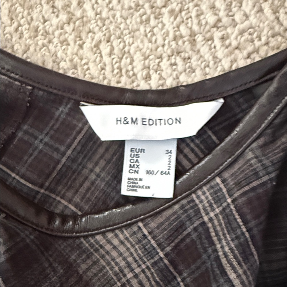H&M Plaid A-Line Skirt - Picture 4 of 4